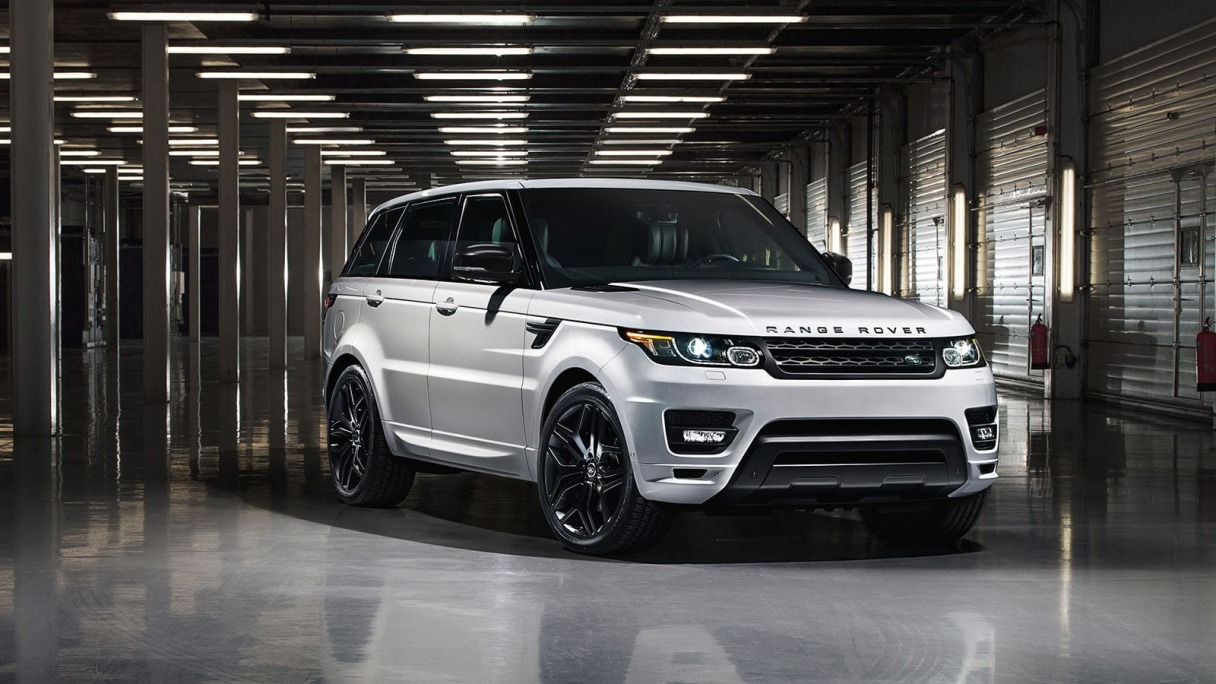 White Range Rover Sport